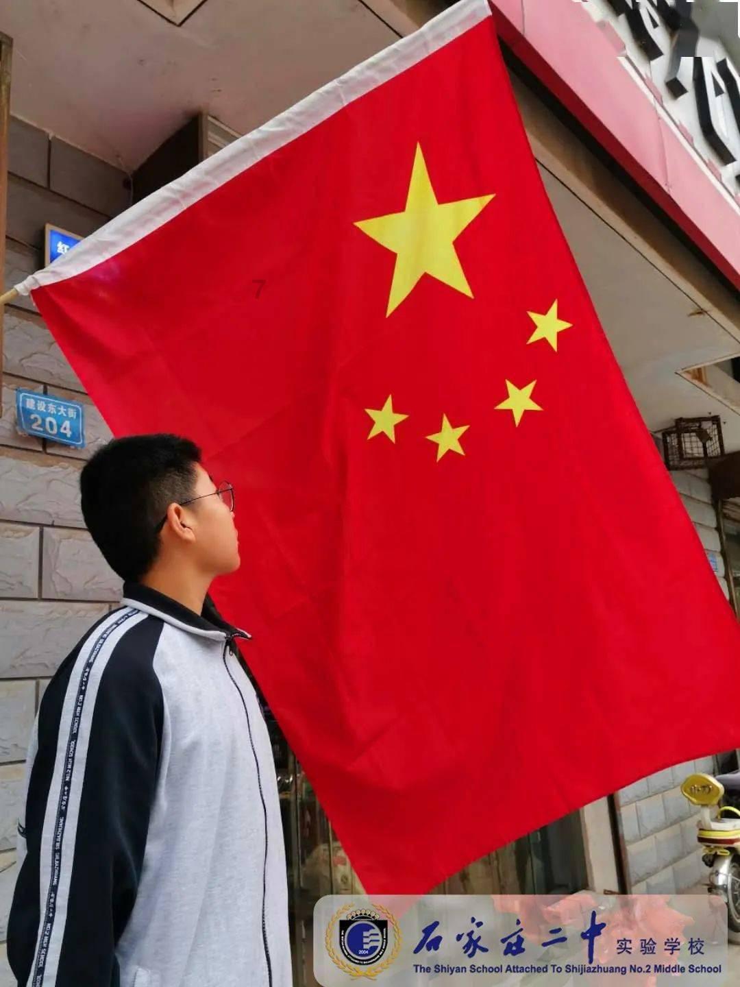 逃离大犀牛出没地